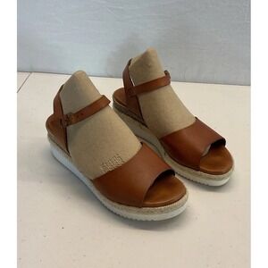 Bertuchi made‎ in Spain Leather Sandals 8 US 39 EUR Womens  Brown Buckle